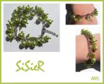 A005: Armband met groene glasparels en rocailles. 22 gram max 21 cm €4,99